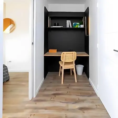 Elegant-chic Paris 15mn / Disneyland 15mn / 6 Pers /free Parking & Wifi Noisy-le-Grand