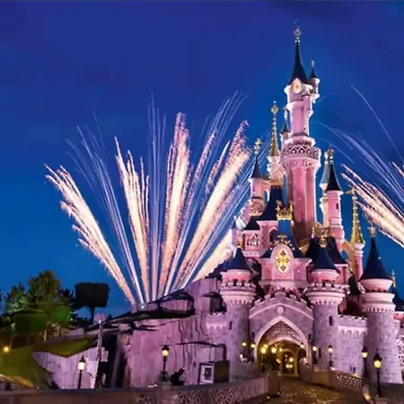 Apartment Elegant-chic Paris 15mn / Disneyland 15mn / 6 Pers /free Parking & Wifi *